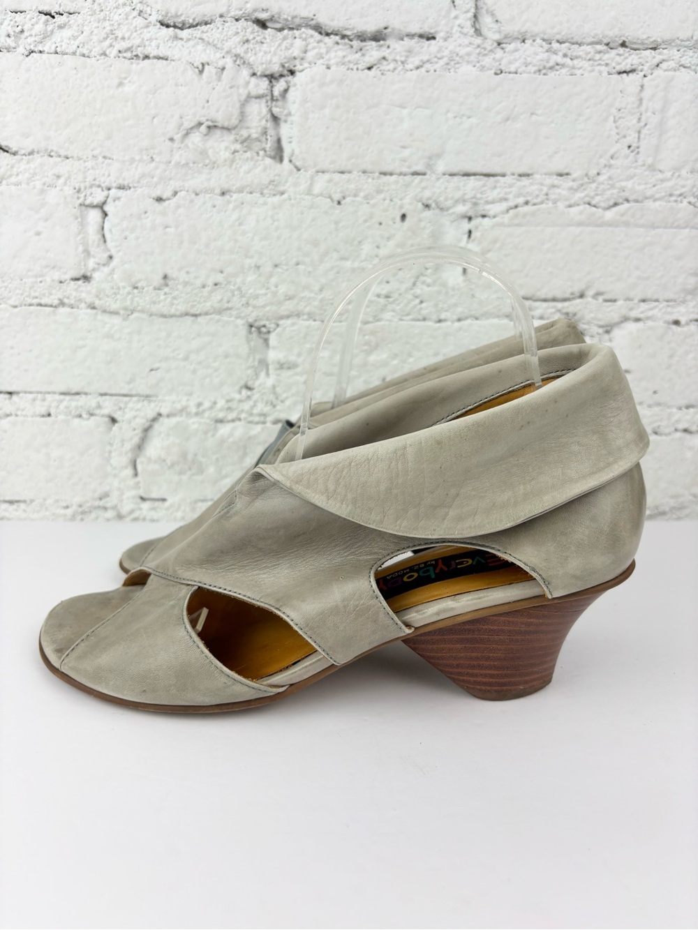 Vintage Everybody by BZ Moda Foldover Open-Toe Leather Heels